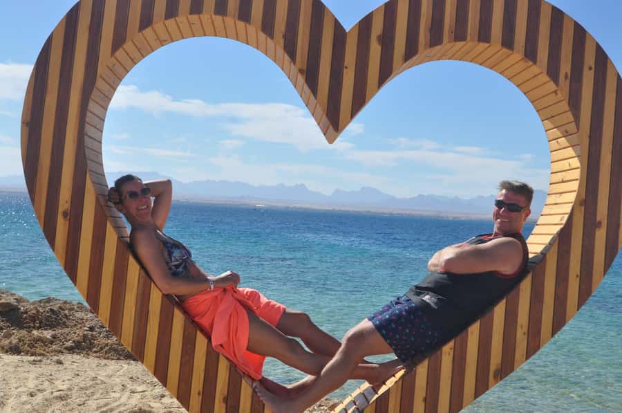 Hurghada: High-Speed Sea Taxi Tour to Orange Bay or Magawish - Guides and captains shape the day