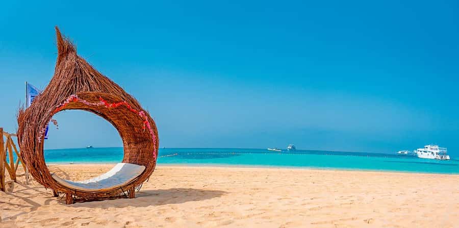 Hurghada: Hula Hula Island Boat Trip with Snorkeling & Lunch - Hula Hula Island at a glance