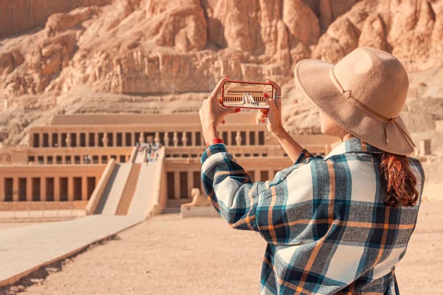 Hurghada: Luxor Hot Air Balloon Ride and Day Tour With Meals - Lunch, Egyptian flavors, and a useful rest
