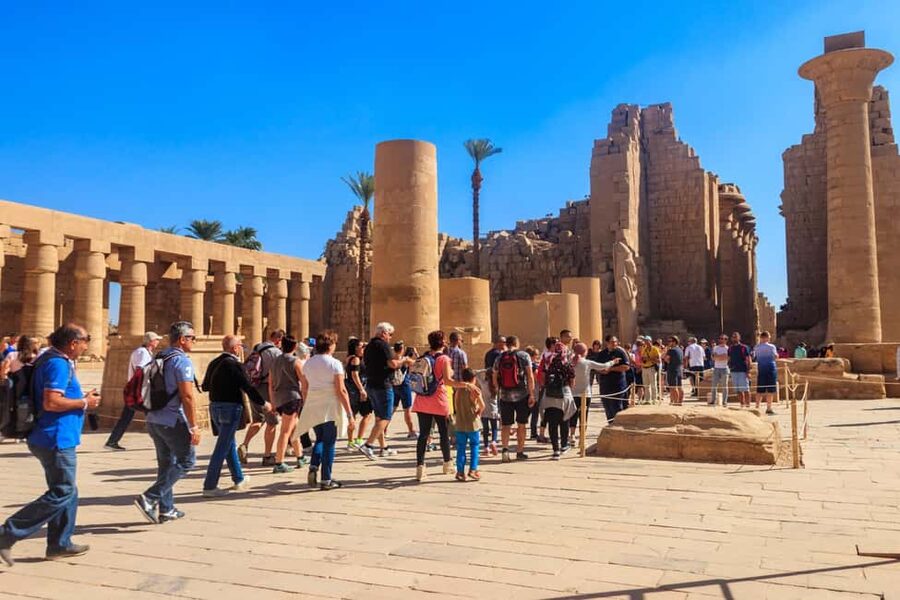 Hurghada: Luxor, Karnak Temple & Valley of the Kings - Colossi of Memnon, a quick but worthwhile stop