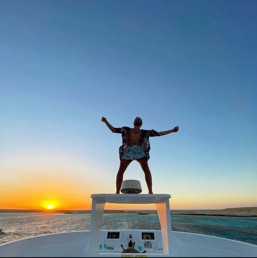 Hurghada: Luxury Yacht Trip with Personal Crew and Chef - What to bring and what to expect at the end