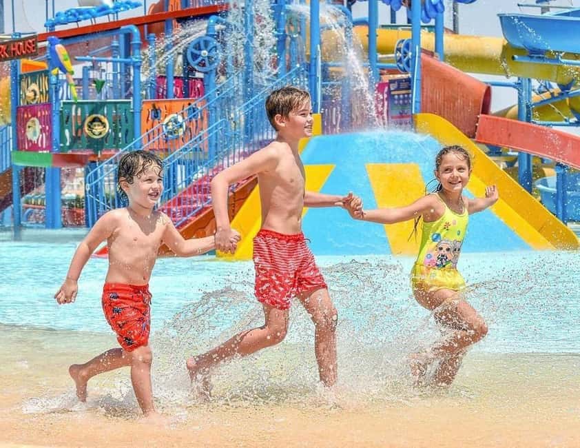Hurghada: Makadi Water World with Lunch & Transfers - Arriving by air-conditioned car from Hurghada