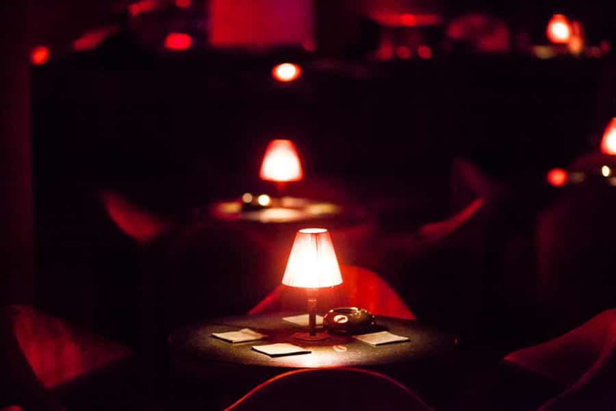 Hurghada: Naz Cabaret ticket with beverages - Pickup from four resort areas