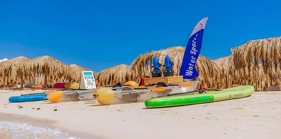 Hurghada: Paradise Island Yacht Cruise, Lunch & Snorkeling - The island lunch and what is included