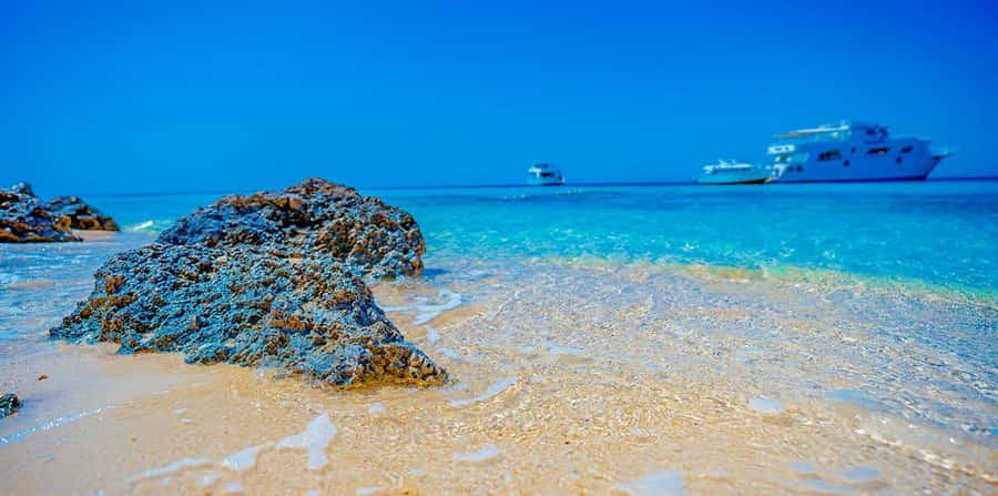 Hurghada: Paradise Island Yacht Cruise, Lunch & Snorkeling - Is $24 good value for this Red Sea excursion?