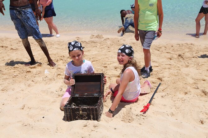 Hurghada Pirates sailing boat to Orange bay & Buffet Lunch - Is $78.11 good value?