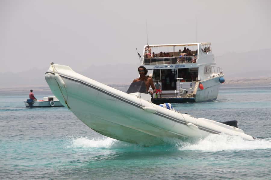 Hurghada: Private Speedboat to Orange Bay and White Island - Parasailing: a short extra with a wide view