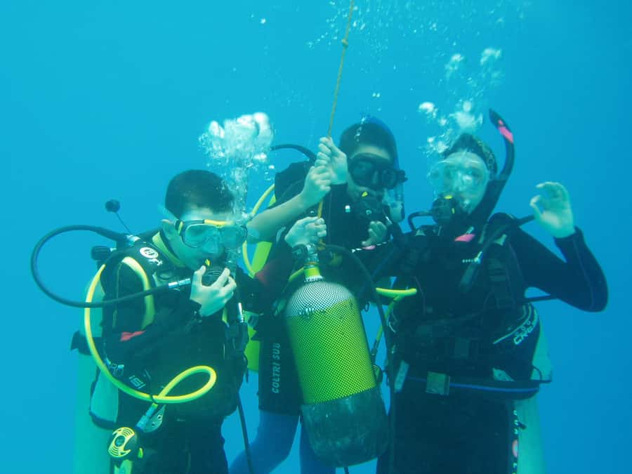 Hurghada, Professionals Diving in Open Water Tour with Lunch - The second session brings a new site
