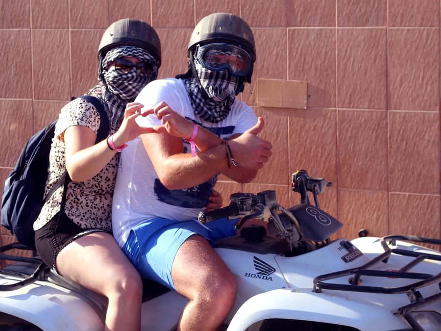 Hurghada: Quad Bike Tour of the Desert and Red Sea - The one-hour quad and one-hour horse combination