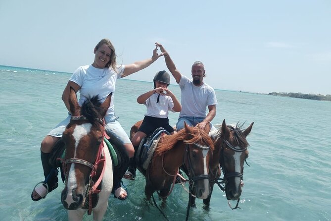 Hurghada: Red Sea & Desert Horse Riding Tour with Swimming - Reaching the Red Sea Coast on Horseback
