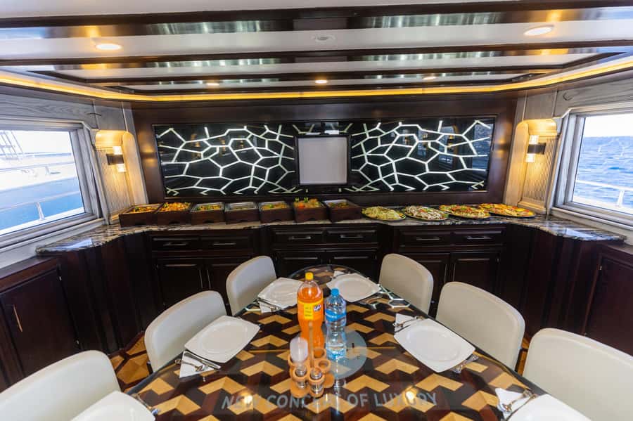Hurghada: Royal Luxury VIP Cruise to Orange Bay with Lunch - Key points at a glance