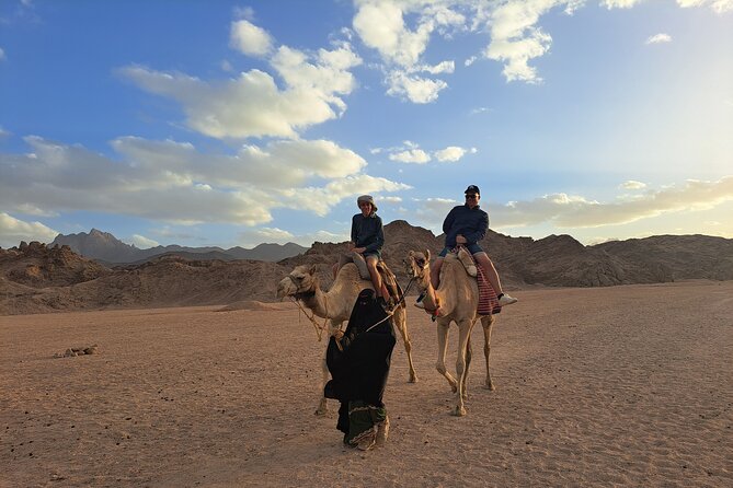 Hurghada SPACE OBSERVERS(Desert Stargazing) - Tea, bread, and a short look at Bedouin life