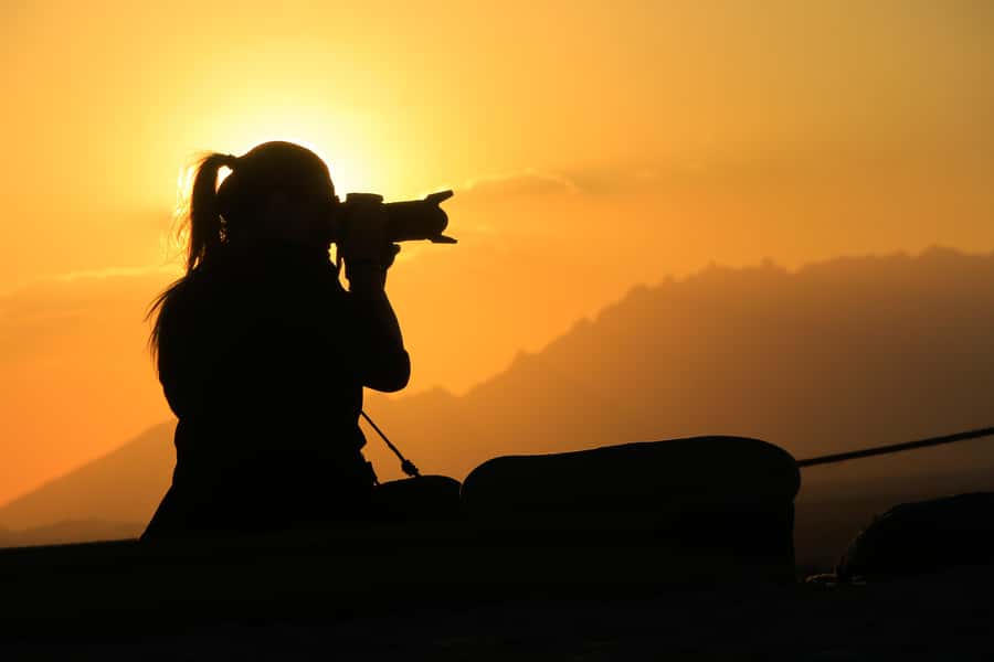 Hurghada: Star Stargazing Desert Adventure by Jeep & Dinner - The night sky through a professional telescope