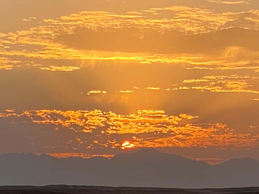 Hurghada: Sunset Camel Ride with Dinner - Sunset from the desert viewpoint
