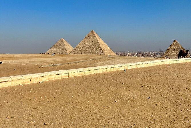 Hurghada to Cairo Giza Pyramids day trip by minivan small group - Why the eight-person limit matters