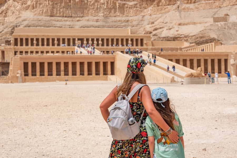 Hurghada: Valley of Kings Hatshepsut & Karnak Luxor Day Trip - The five-hour journey from Hurghada
