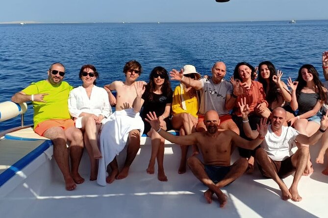 Intro Diving 2 Stops For Beginners with Pick-up and Lunch - Hurghada - Lunch, drinks, and the long pause at sea