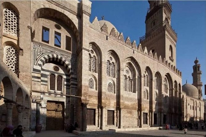 Islamic Cairo Walking Tour: Khan el Khalili, Al-Azhar Mosque - Starting at Bab El Fotouh and Al Muizz Street