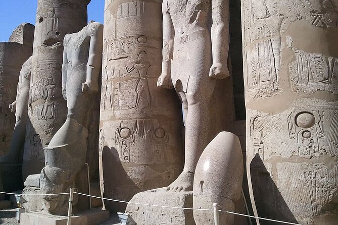 Kings valley, Hatshepsut, Karnak & Luxor temples - The Valley of the Kings: three tombs below the hills
