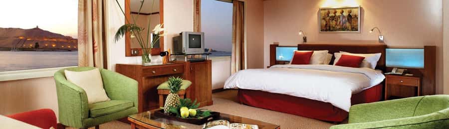 Luxor: 4 Days Nile Cruise with Guided Tours & Abu Simbel - Meals, cabins, and life aboard