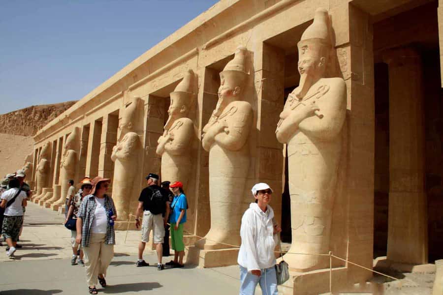 Luxor: 5 Days Nile Cruise with Guided Tours & Abu Simbel - Day four: Abu Simbel and an evening in Aswan