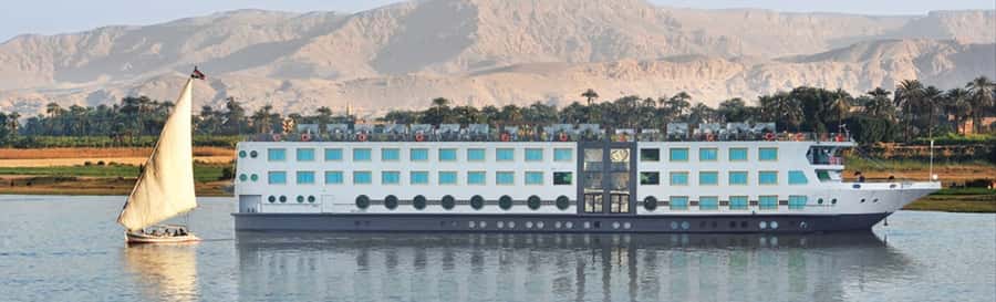Luxor: 5 Days Nile Cruise with Guided Tours & Abu Simbel - Day one: Karnak and Luxor Temple before boarding