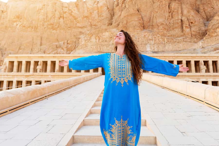 Luxor: All-Inclusive West Bank Tour, Sound & Light Show - Medinet Habu and the military face of Ramses III