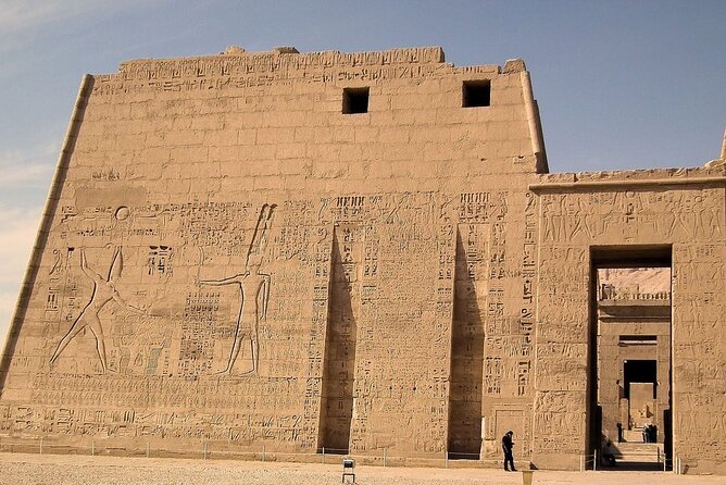 Luxor Day Tour: Explore Valley of Kings, Queens, Hatshepsut& More - Deir el-Medina, the village behind the royal tombs