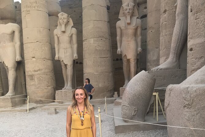 Luxor Day Tour :Valley of Kings & queen & Hatshepsut & Habu city - Transport, guide style, and the private format