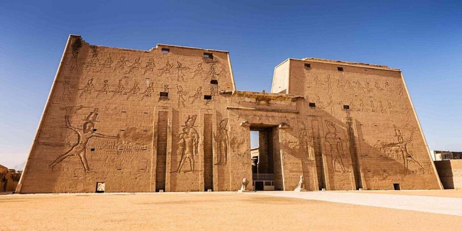 Luxor: Edfu, Kom Ombo, Abu Simbel Private Tour & Entry Fees - Kom Ombo and its rare double temple