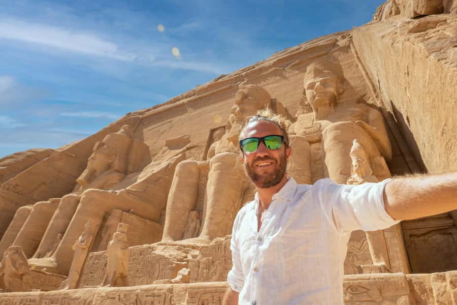 Luxor: Edfu, Kom Ombo, Abu Simbel Private Tour & Entry Fees - Lunch in Abu Simbel and the final drive to Aswan