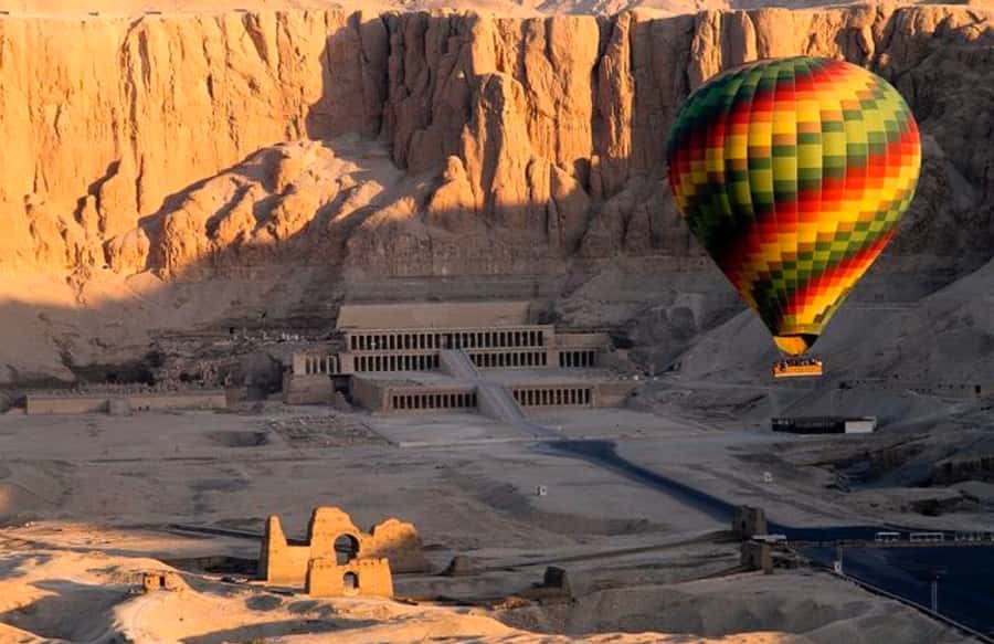 Luxor: Hot Air Balloon Ride with Full-Day Sights Tour - Why the balloon flight is worth your early alarm