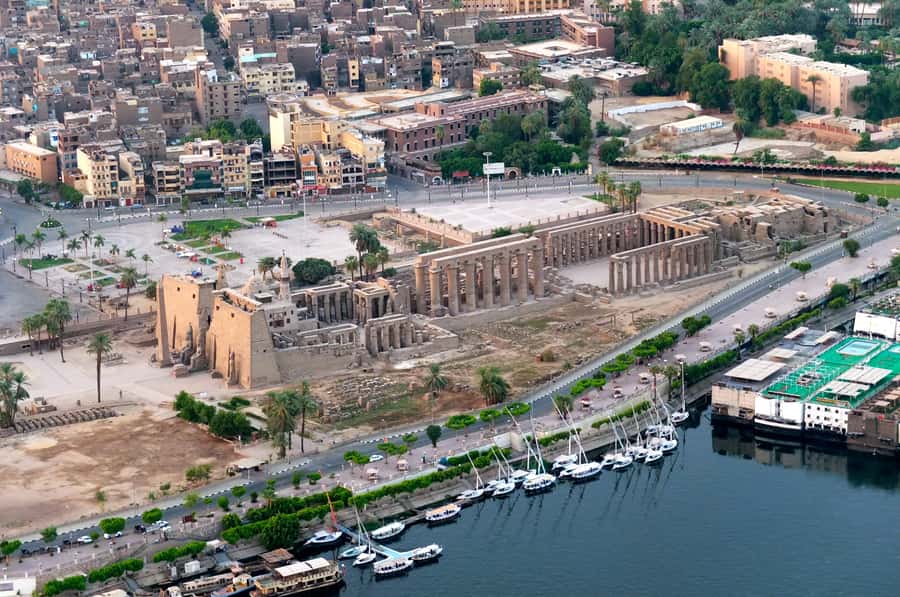 Luxor: Hot Air Balloon Ride with Full-Day Sights Tour - Hatshepsut Temple and the Colossi of Memnon