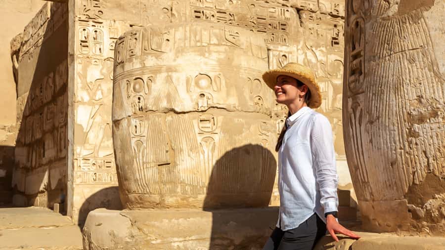 Luxor: Medinet Habu, Deir el-Medina & Valley of Queens Tour - Medinet Habu: Ramesses III’s powerful temple
