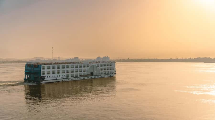 Luxor: One-night Nile Cruise to Aswan with Transfer - Who will enjoy this cruise most?