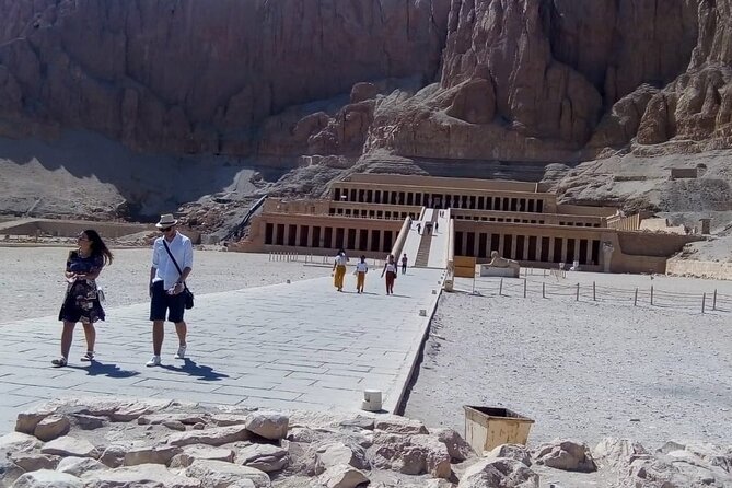 Luxor private excursion from Hurghada Makadi Bay Soma Bay Sahl Hasheesh Elgouna - Lunch, drinks, and the value of the package