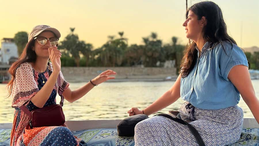 Luxor: Private Felucca Ride with Panoramic Nile Views - Boarding a traditional felucca for one quiet hour