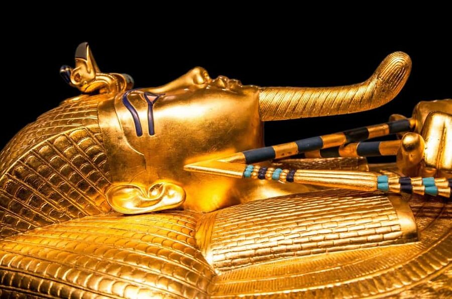 Luxor: Private Full-Day Customized Tour With Carriage Ride - Local lunch and practical comfort