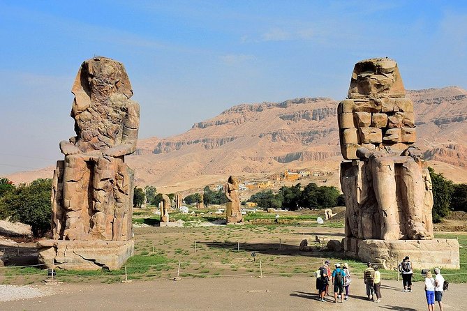 Luxor Private Tour: West Bank - Valley of Kings, Hatshepsuit & Colossi of Memnon - What the private vehicle adds to the day