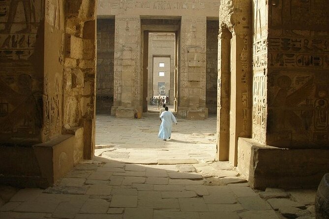 Luxury Cruise from Aswan to Luxor 4 Days with Abu Simble Temple - Luxor’s West Bank in an eight-hour day