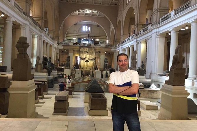 Luxury Full Day Egyptian Museum, Coptic Cairo and Islamic Mosque - Lunch, photographs, and the day’s rhythm