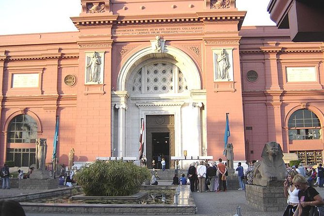 Luxury Full Day Egyptian Museum, Coptic Cairo and Islamic Mosque - Guides who shape the experience