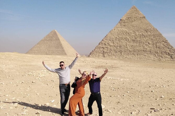 Luxury Private Tour Giza pyramids ,Sphinx ,Camel Rid and Lunch - What $14 really buys you