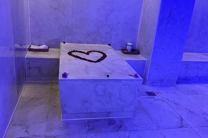 Luxury Turkish Bath & Massage in Sharm - Full-body peeling with a special glove