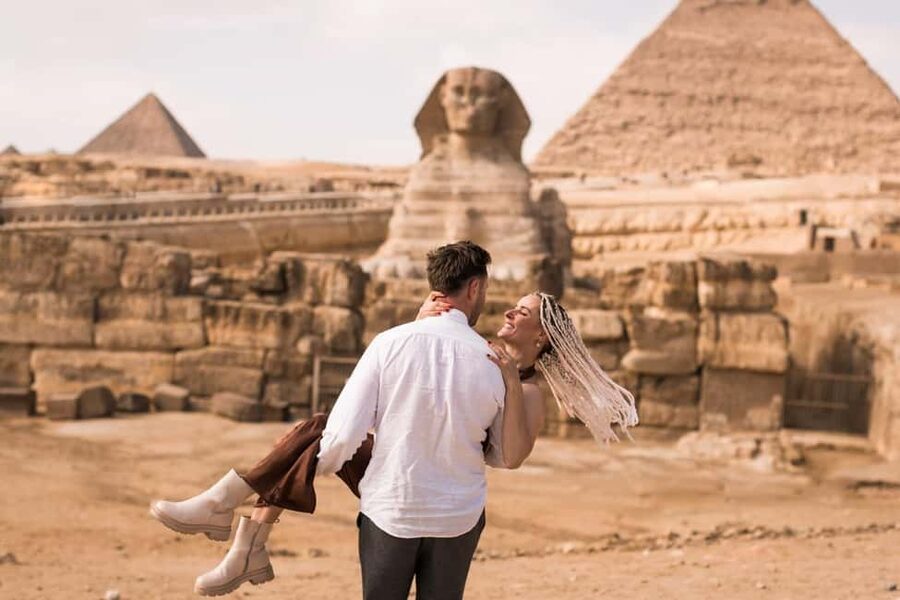 Marsa Alam: Ancient Cairo & Giza Pyramids Day Trip by Plane - The Egyptian Museum and its famous treasures