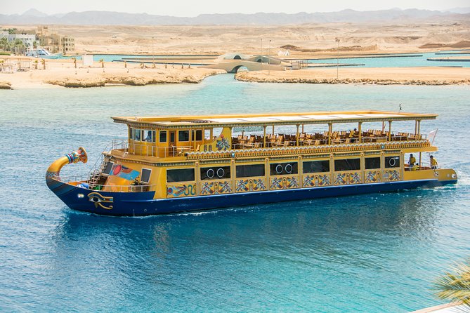 Marsa Mubarak Snorkeling & 1 Diving Adventure & Lunch -Marsa Alam - Lunch on board, with a small warning