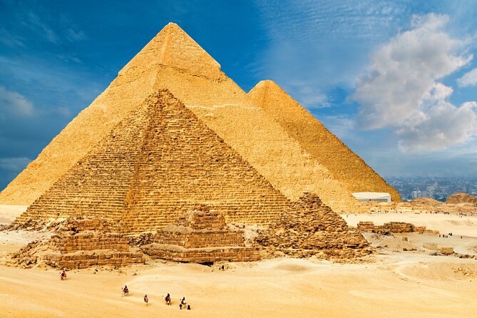 MrBeast 100 Hours Inside the Pyramids: An Exclusive Tour - Starting at the Pyramids of Giza