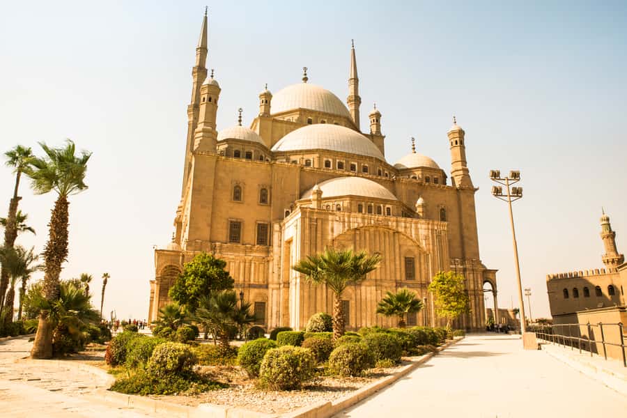 Old Cairo: Full-Day Islamic and Coptic Cairo Tour with Lunch - El Moez Street: medieval architecture at street level