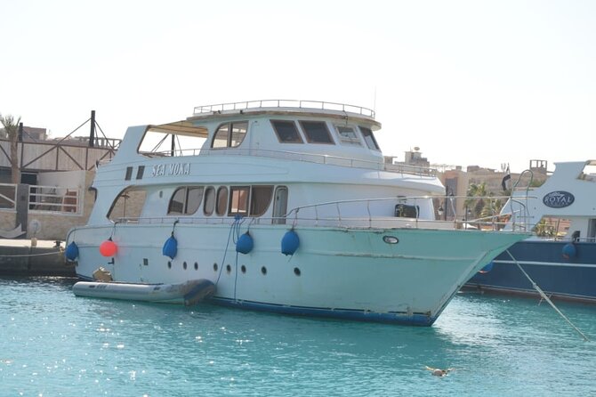 Orange Bay Island - Is a group of up to 33 comfortable?