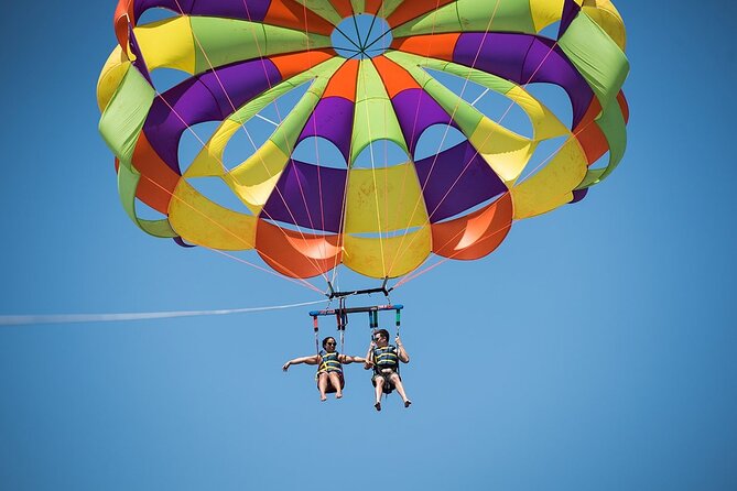 Paradise Island With Water Sports and Lunch Sea Trip, Parasailing - hurghada - Parasailing for seven minutes above the sea